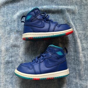 Toddler size 7c Blue Nike Jordan’s